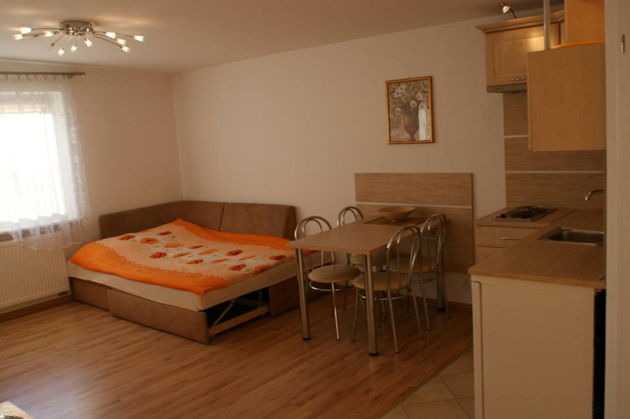 Homestay Sara *